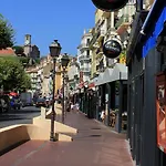 شقة فندقية Art Deco 4*
