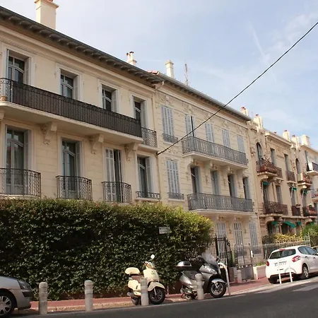 Art Deco 公寓式酒店 戛纳
