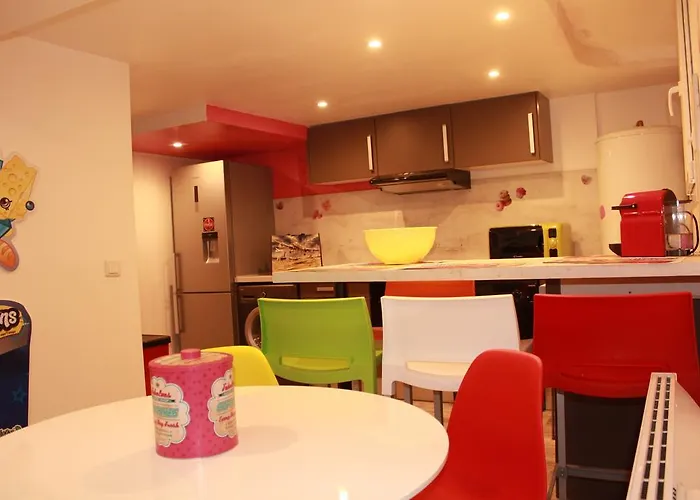 Art Deco Aparthotel 4*